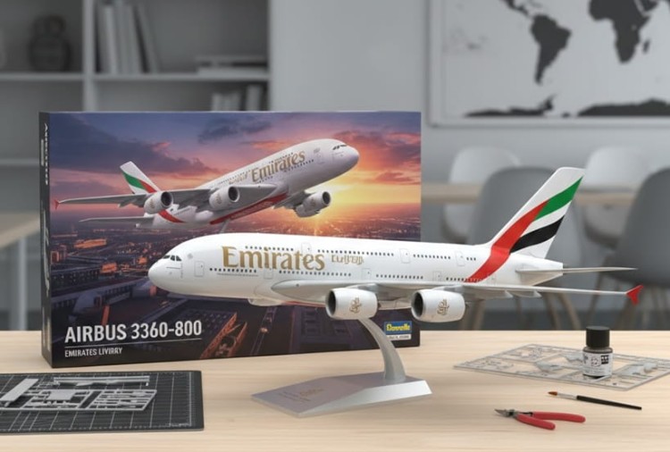 Airbus A380-800 pudełko.jpg